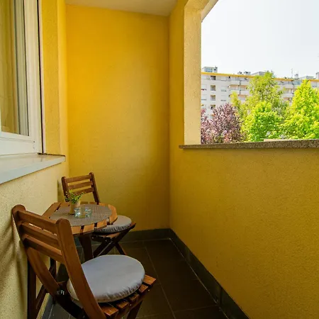 Flexible Selfcheckins 90 - Zagreb - Garage - Loggia Lägenhet Exteriör bild