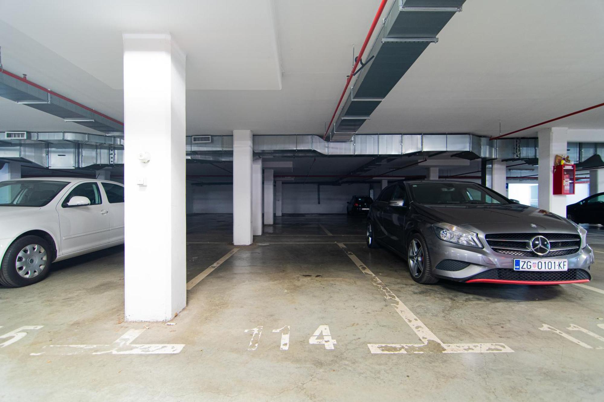 Apartment Flexible Selfcheckins 90 - - Garage - Loggia Zagreb